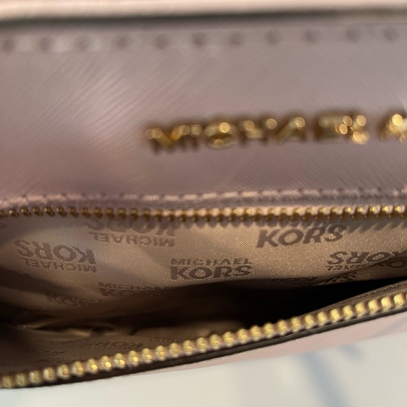 Michael Kors Hailee MD Satchel Leather Lightly used with tag. - Picture 7 of 14